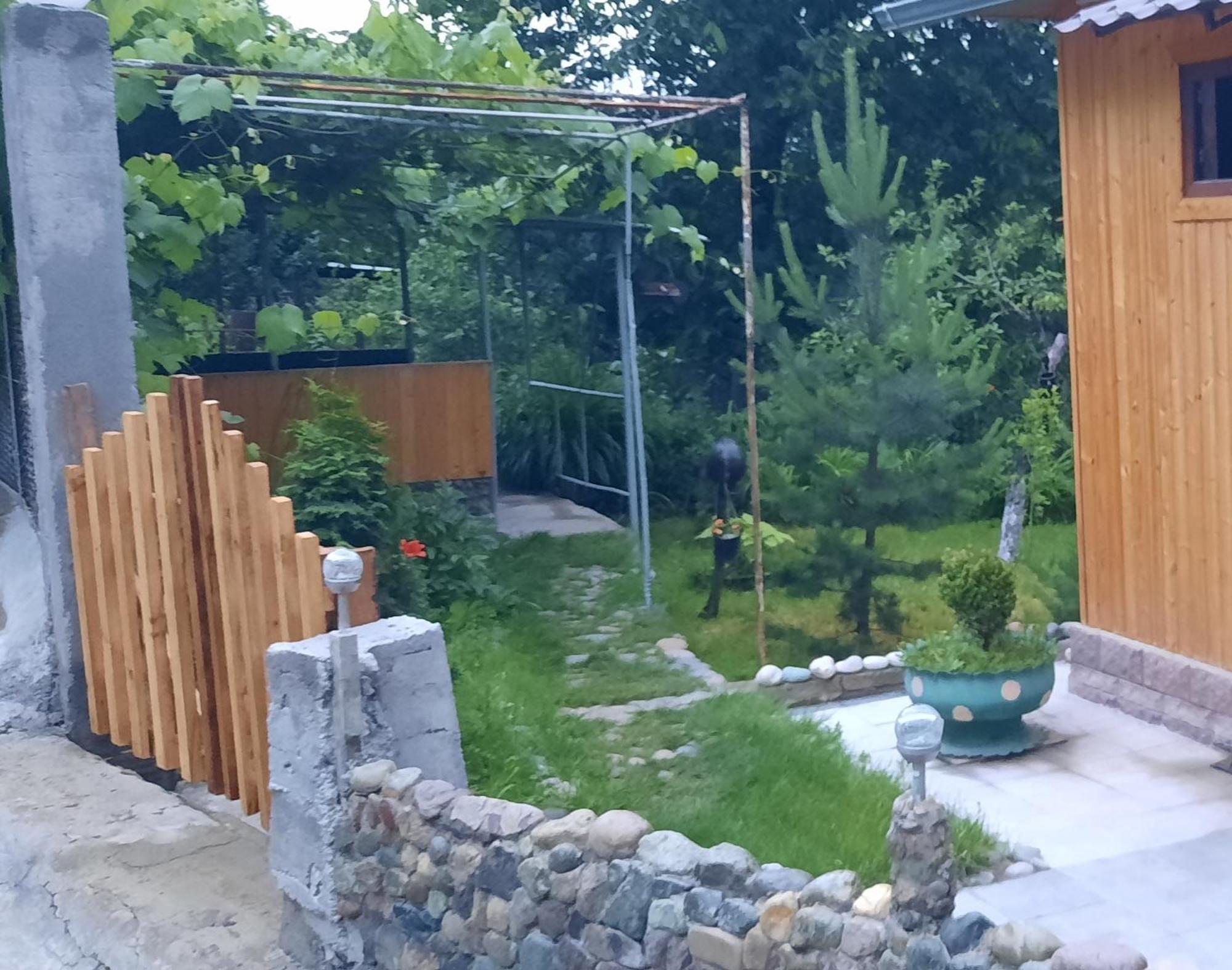 Family Hotel Dilijan Ngoại thất bức ảnh