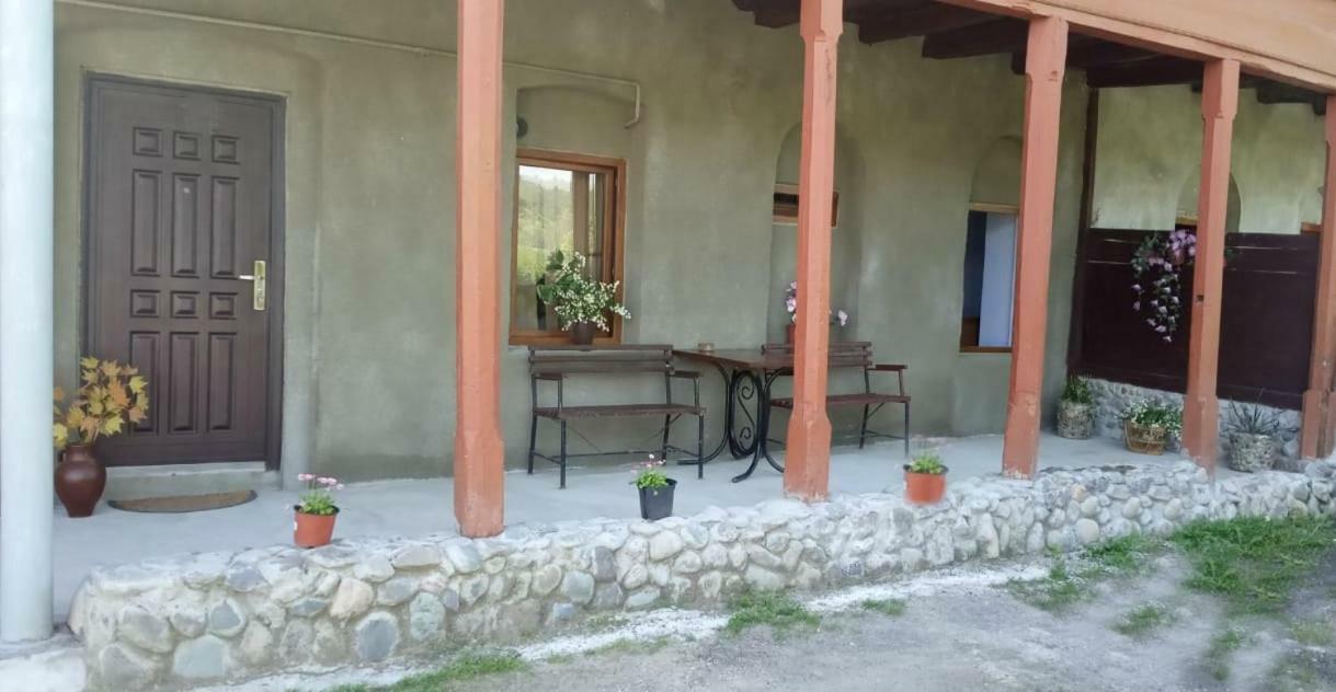 Family Hotel Dilijan Ngoại thất bức ảnh